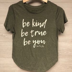 * | Love this life | t-shirt. Size L.